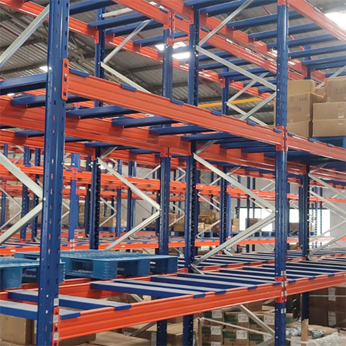Space optimization pallet racking system