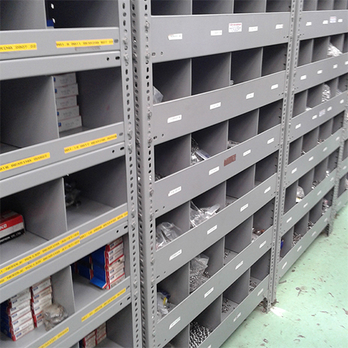 Space optimization pigeon hole racking system